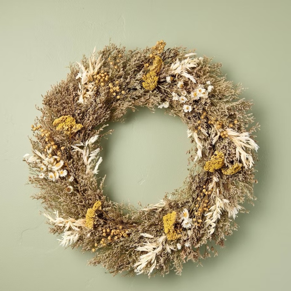 Heart And Hand Preserved Wreath New In Box.